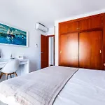 A&n Caleta Marina View 2br Near *